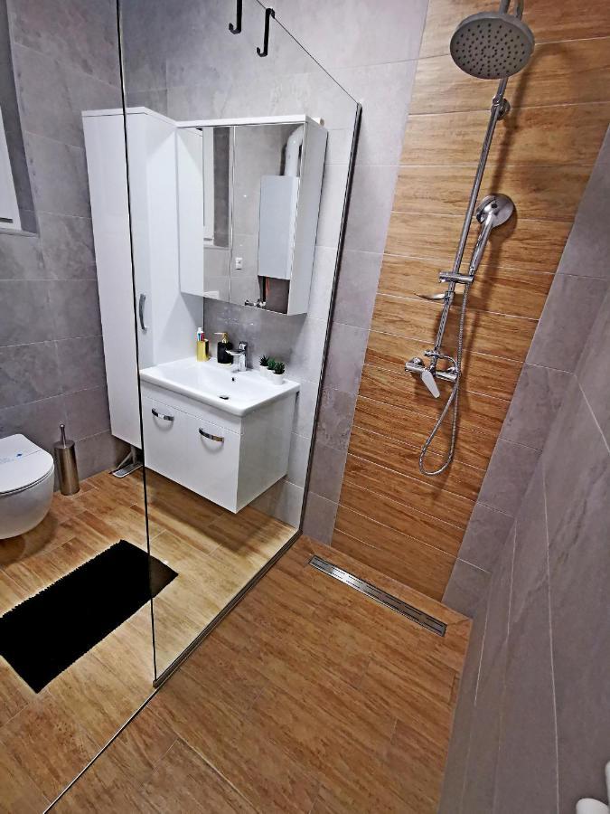 Apartamento Golden - Self Check In Osijek Exterior foto